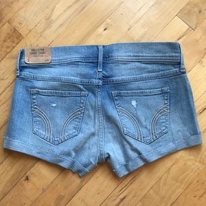 Hollister Jean Shorts, size 3